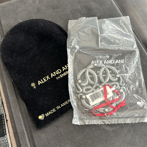 Alex and Ani Path of Life Christmas Ornament NWT. Great for gifting! - Picture 3 of 4